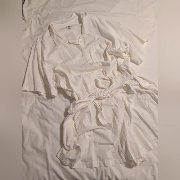 Ava & Viv White Short Sleeve Belted Waist Romper - Picture 4 of 8